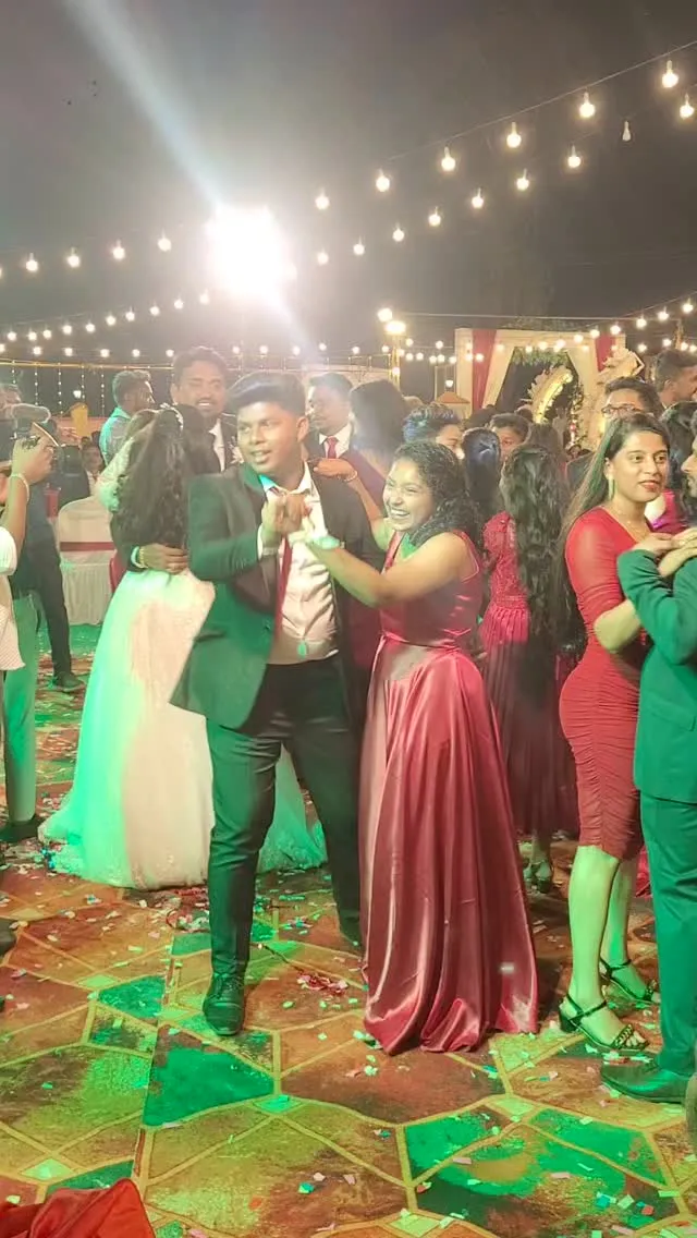 Professional Sounds by Lobo Events